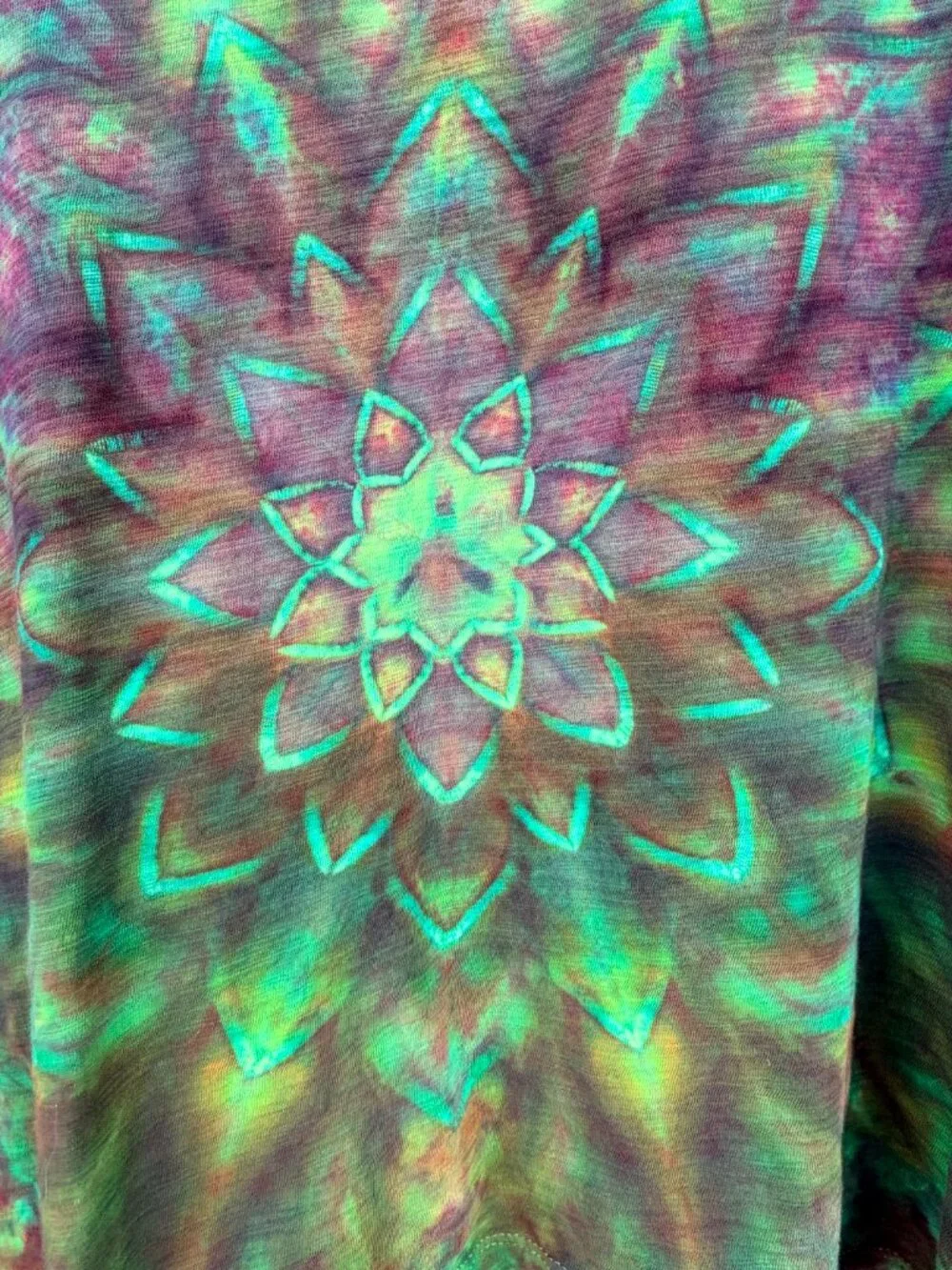 Ice dyed tie dye cropped XL t-shirt hand dyed mandala - in stock ready to ship - Picture 2 of 7
